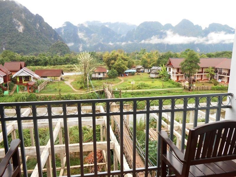 Domon Hotel วังเวียง ภายนอก รูปภาพ