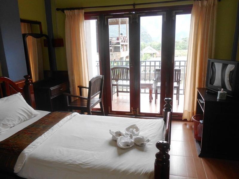 Domon Hotel วังเวียง ภายนอก รูปภาพ
