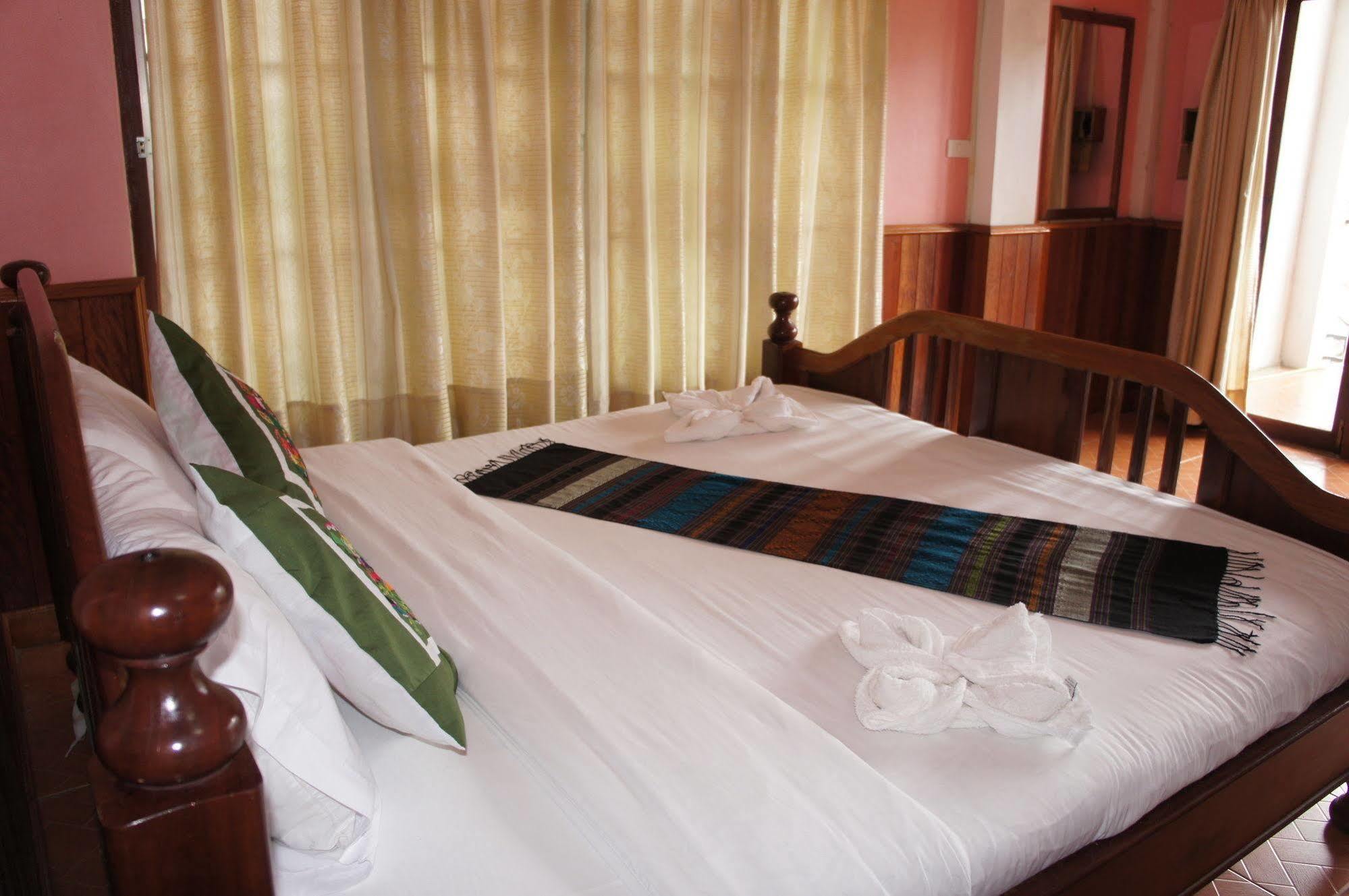 Domon Hotel วังเวียง ภายนอก รูปภาพ